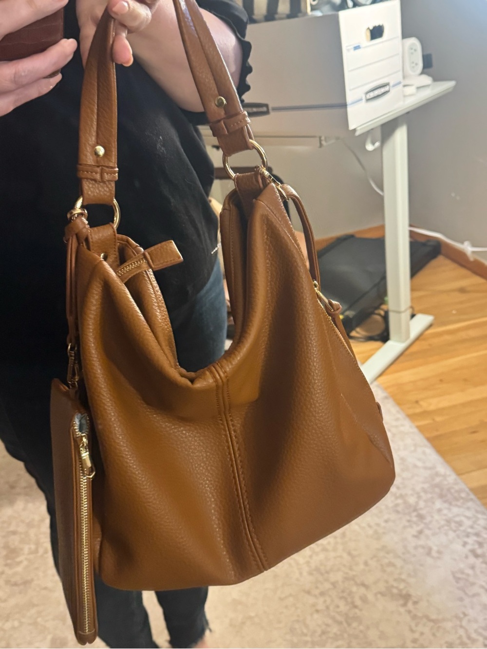 Slouchy Vegan Leather Tote w/ Wristlet Pouch & Crossbody Strap – NWOT - Picture 11 of 12